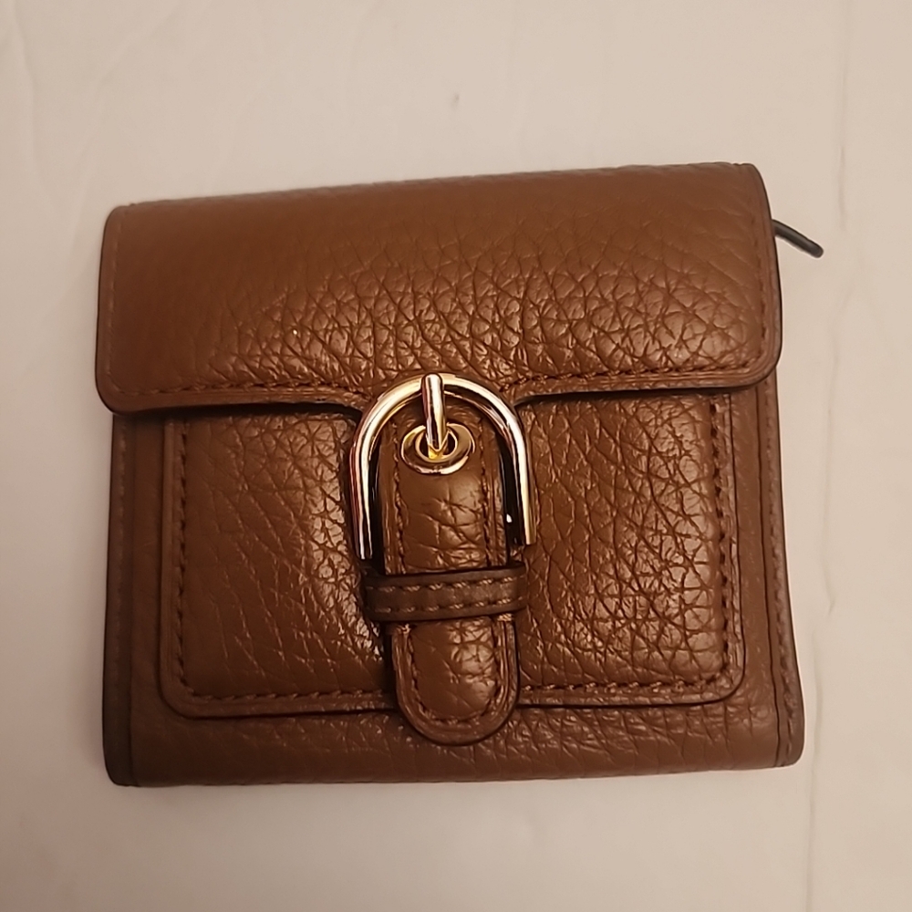 Michael Kors Cooper Wallet - Picture 1 of 7